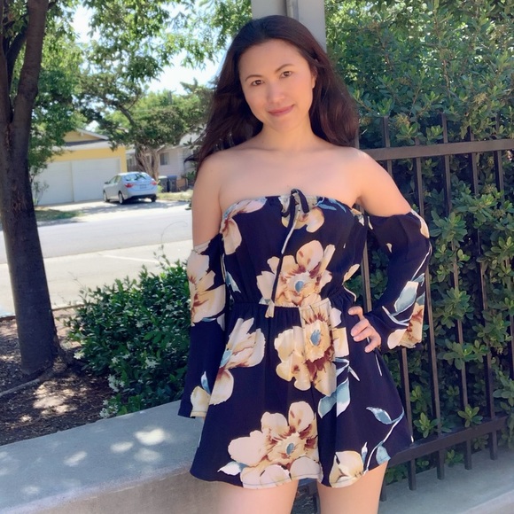 Women jumpsuit - Picture 3 of 6